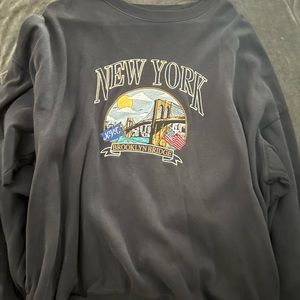 Brandy Melville sweatshirt